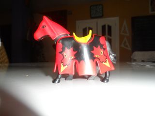 PLAYMOBIL EJERCITO DRAGON ROJO