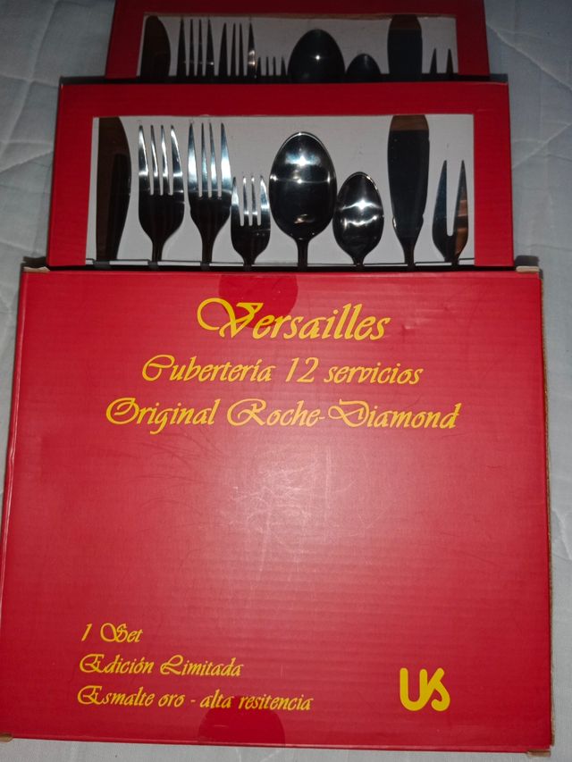 Cubiertos cón baño de oro en Los mangos