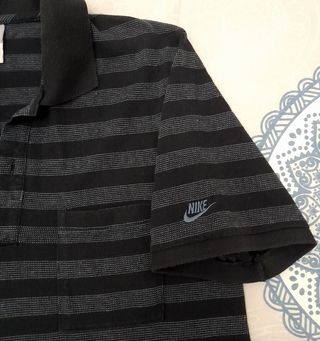 Polo rayas vintage Nike talla S o 36-38.