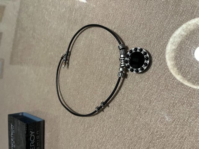 Conjunto Viceroy colgante, anillo y pendientes.