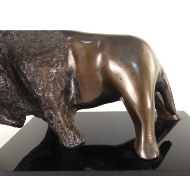 Figura BUFALO BRONCE Firmada y Numerada