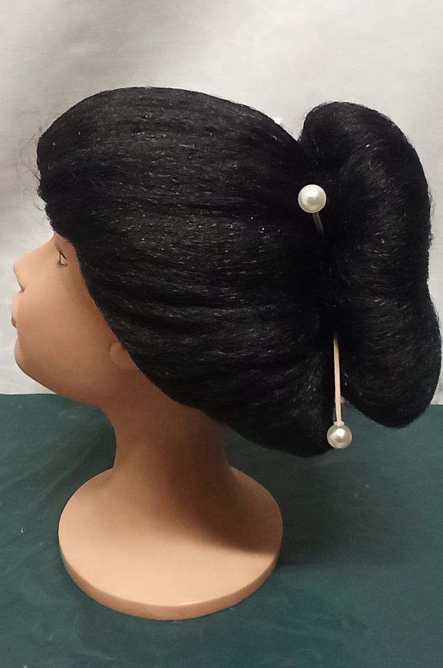 Peluca Geisha con perlas