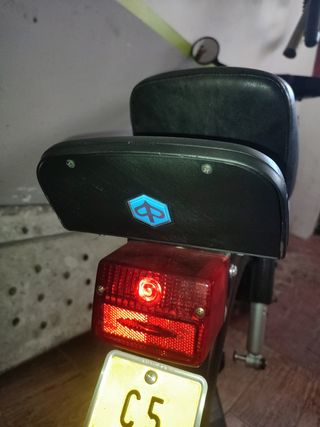 Alerón vespino semi tapa racing