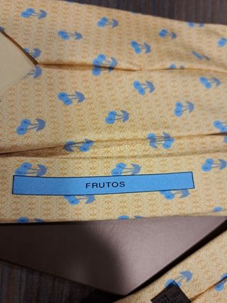 Corbata Loewe