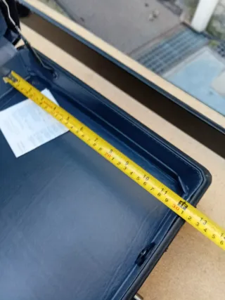 Maletín ejecutivo negro rígido