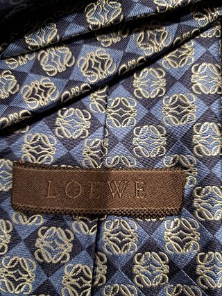 Corbata Loewe