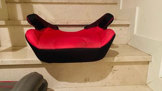 Alza niños para coche
