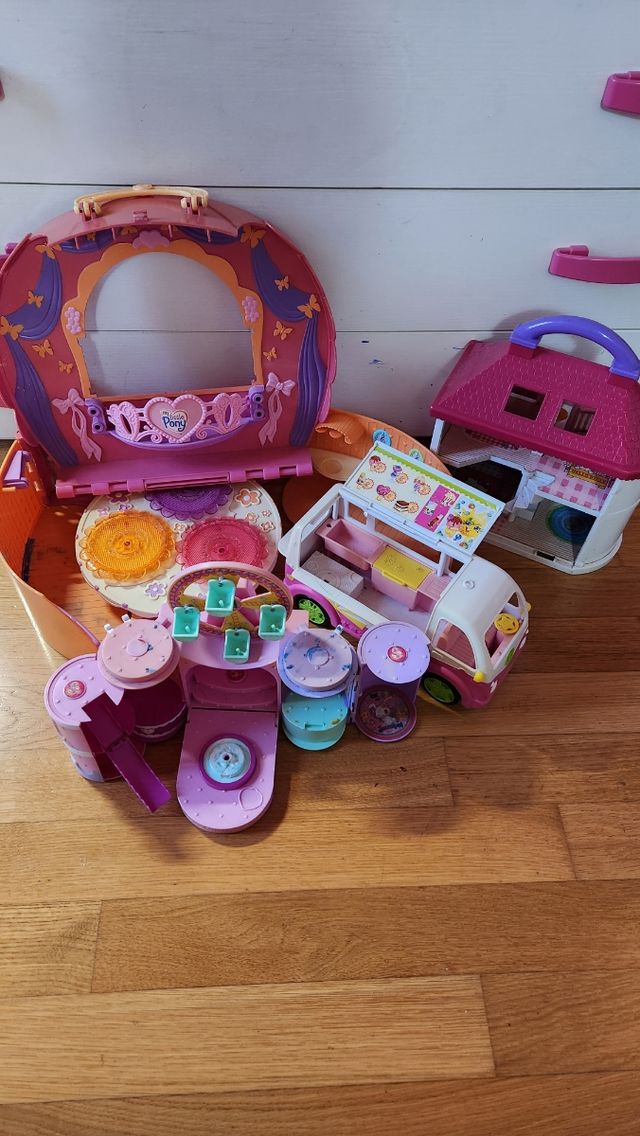 Lotto  Giocattoli per bambini.