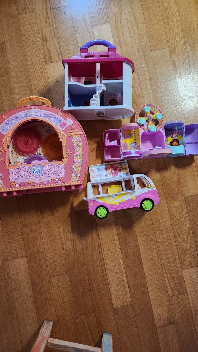 Lotto  Giocattoli per bambini.