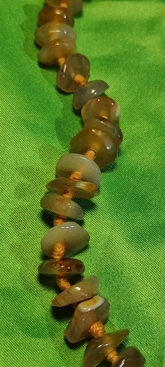 Collar de piedras natural