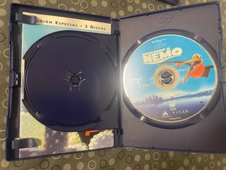 2 Dvd Disney (UP y Buscando a Nemo)