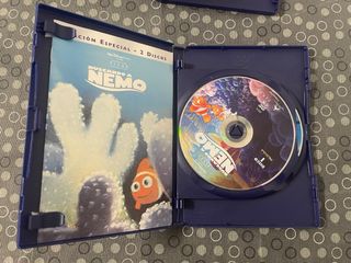 2 Dvd Disney (UP y Buscando a Nemo)