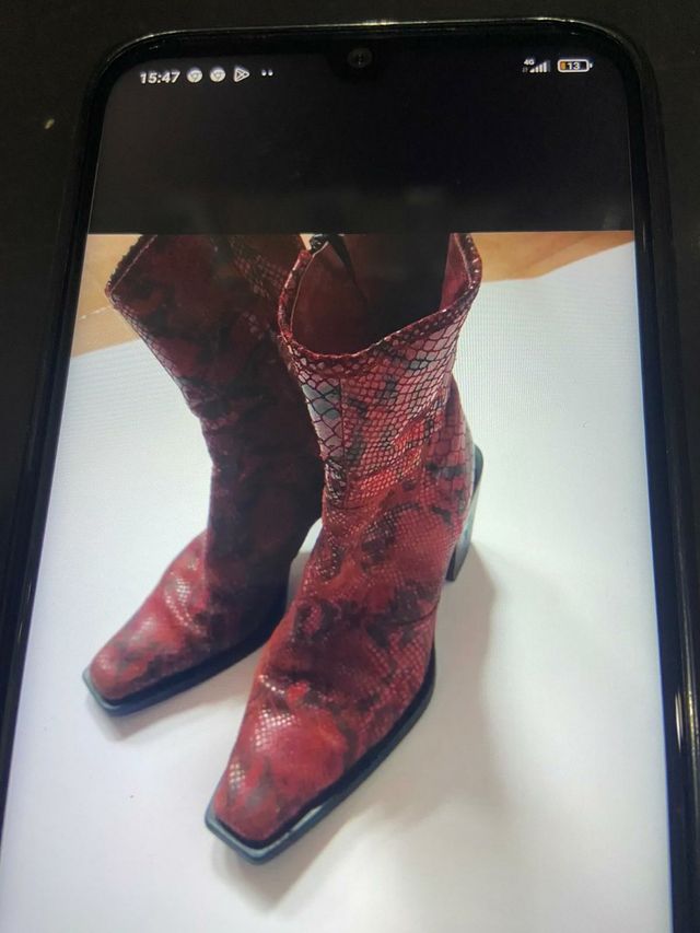 stivali in pelle pitonati
