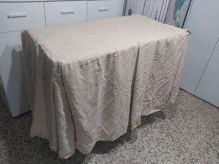 Ropa camilla, falda mesa camilla.