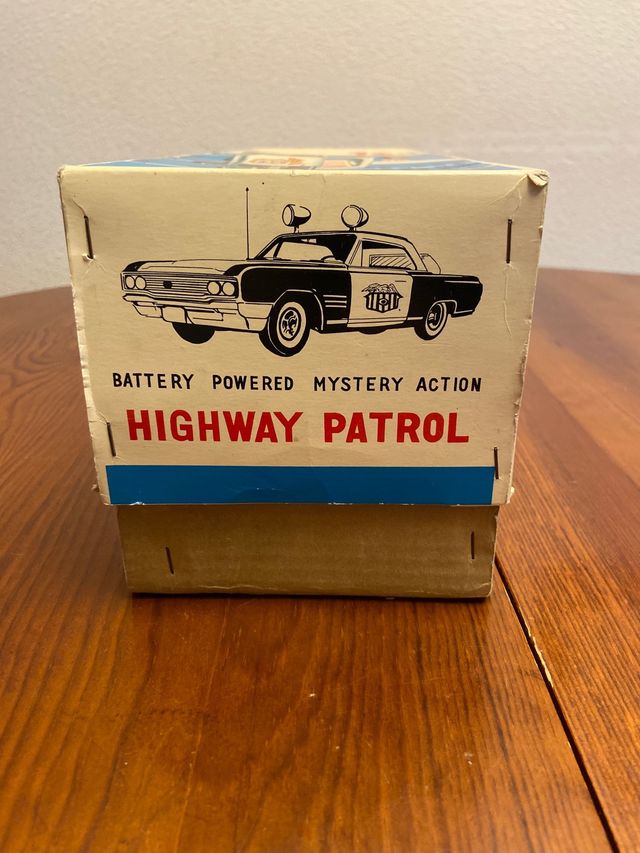 Coche  Buick Highway Patrol. Ichiko. Funciona