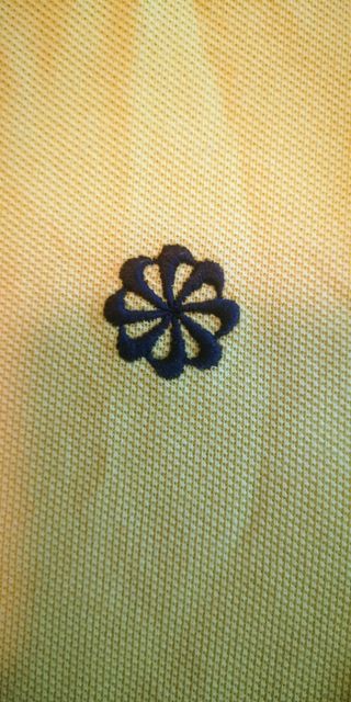 Polo Nikesportswear talla M