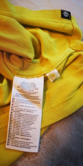 Polo Nikesportswear talla M