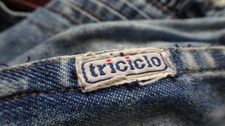 FALDA VAQUERA ORIGINAL LARGA talla pequeña