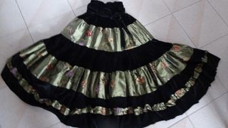 FALDA ROMANTICA VOLANTES MUY ORIGINAL