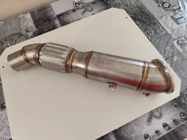 DOWNPIPE 4,5" BMW B58 M140i M240I M340i M440i
