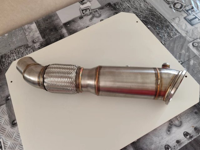 DOWNPIPE 4,5" BMW B58 M140i M240I M340i M440i