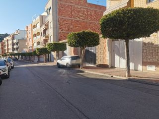 Venta de Garaje ,o  vivienda  planta baja