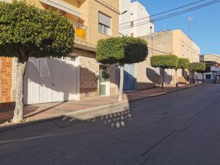 Venta de Garaje ,o  vivienda  planta baja