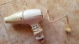 Secador antigo a trabalhar