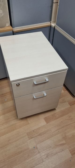 Cajonera con ruedas