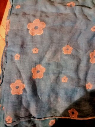 Foulard o pareo azul flores grande