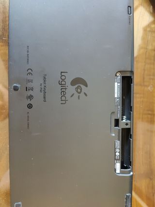 Teclado inalámbrico - Logitech