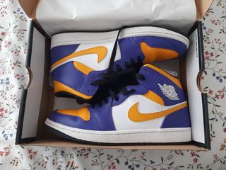 Nike Air Jordan 1 mid Lakers