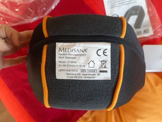 Almohada de masaje cervical.