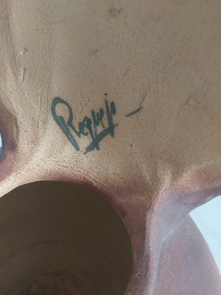 Escultura de barro hecho a mano