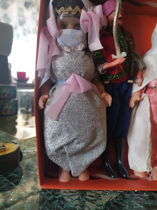 Bambola d'epoca italiana