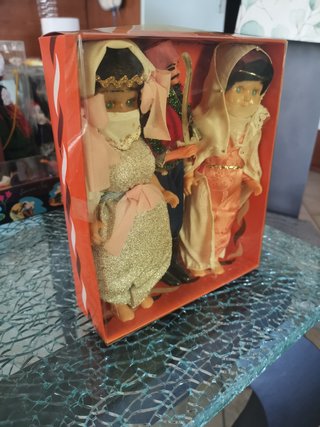 Bambola d'epoca italiana