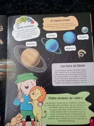 Libro universo y planetas