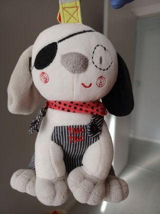 Tuc tuc perrito pirata musical cuerda