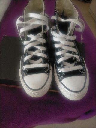 Converse bota