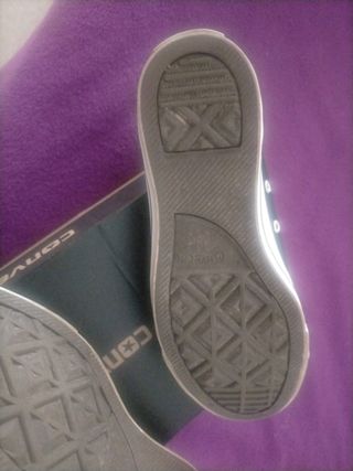 Converse bota