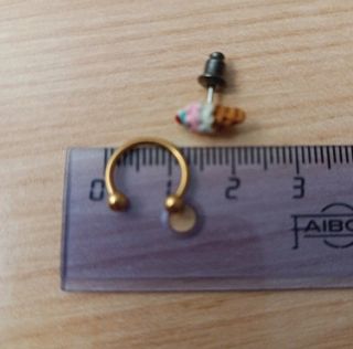 Pack de pendientes helados y piercing