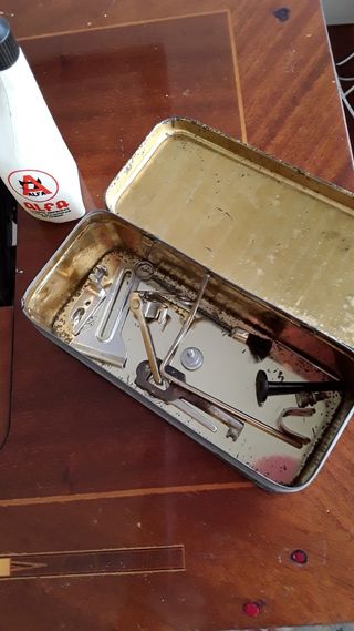 Máquina de coser ALFA