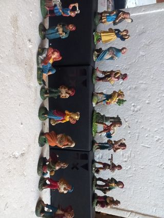 STATUINE PRESEPE IN GESSO 5 EURO AL PEZZO