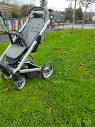 Silla de paseo Mutsy Igo + Capazo