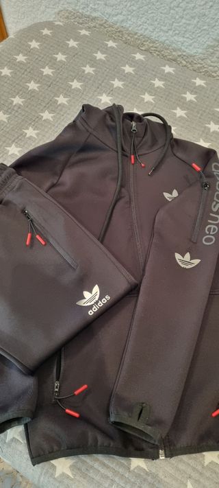 Chandal júnior talla S Negro