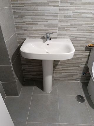 Lavabo baño roca