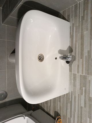 Lavabo baño roca