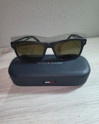 GAFAS DE SOL HOMBRE TOMY HILFILGER