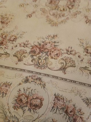 Colcha brocada muy antigua como nueva