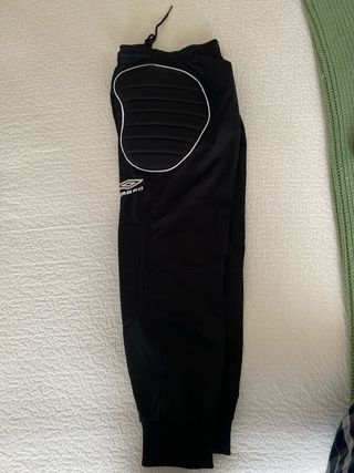 Pantalones de portero con protecciones
